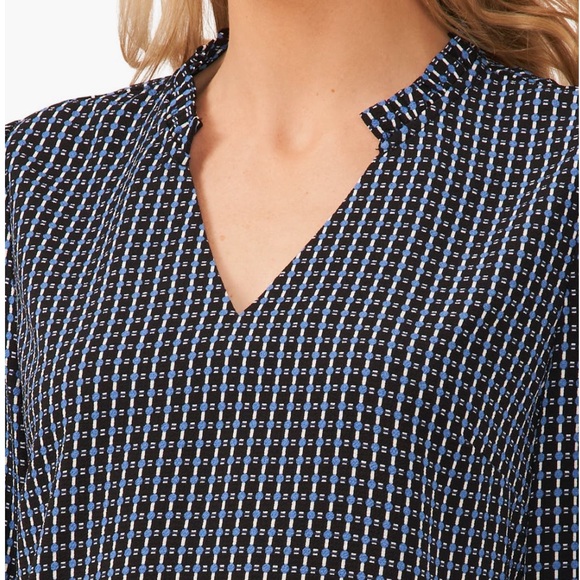 CeCe Garden Geometric Print Blouse In Cerulean Dusk - New With Tag - Reemoly - Picture 3 of 13